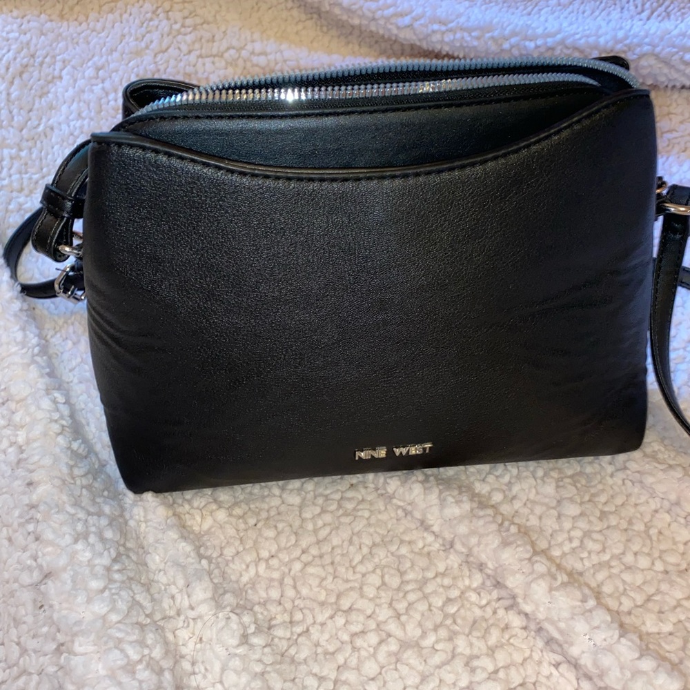 Nine West cross body purse black